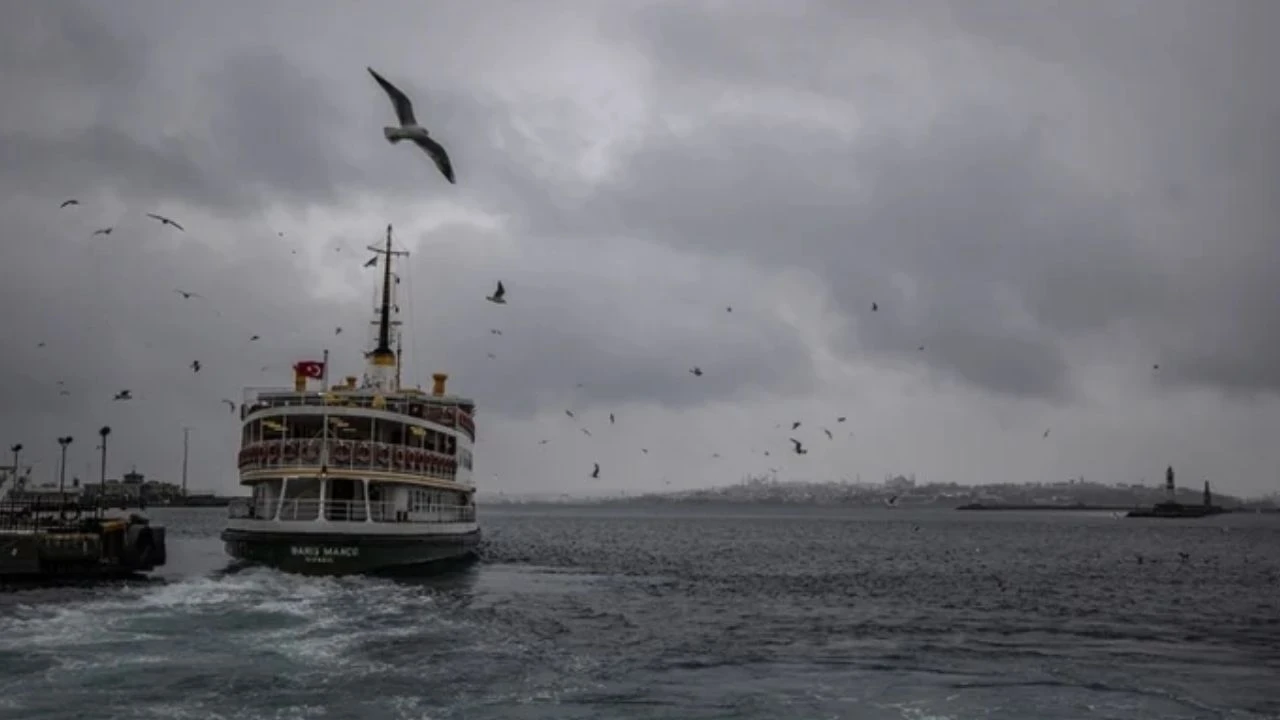 İstanbul'da deniz ulaşımına olumsuz hava engeli!