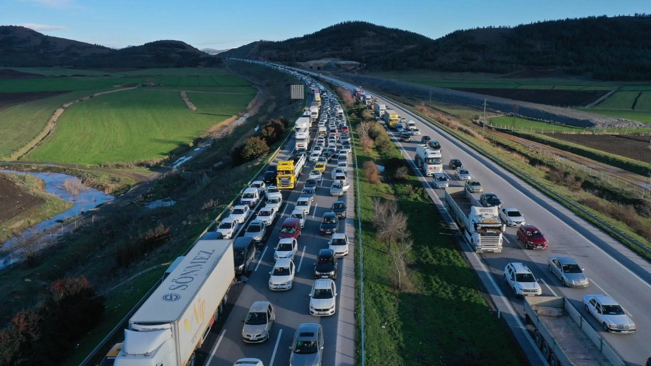 Haftanın son iş gününde yol durumu nasıl?