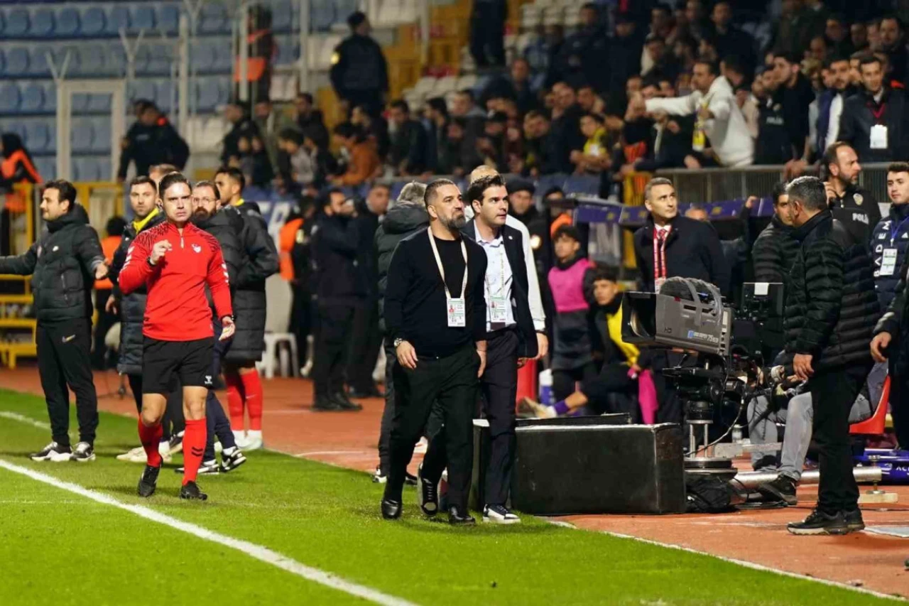 Eyüpspor - Fenerbahçe maçının ardından protokol karıştı! Yöneticiler birbirine girdi