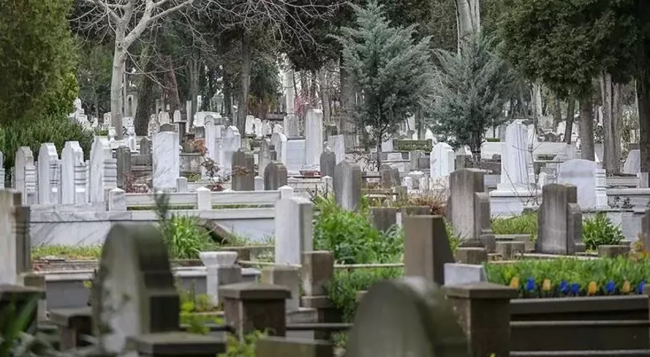 İstanbul’da mezarlık yeri ücretleri yükseldi