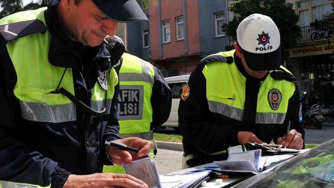 Erzincan’da alkollü sürücü kovalamacası: 38 bin lira ceza ve ehliyete el kondu