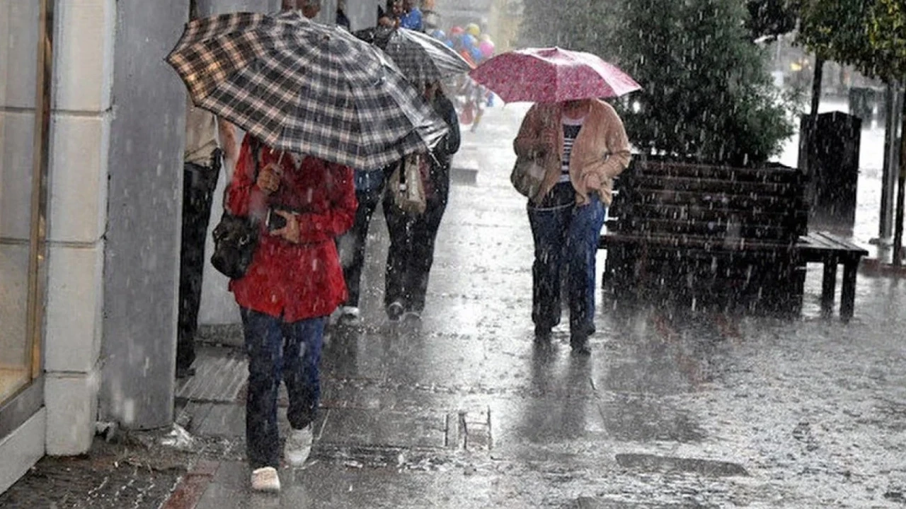 Meteoroloji’den uyarı: Fırtına başlıyor, tedbirli olun!