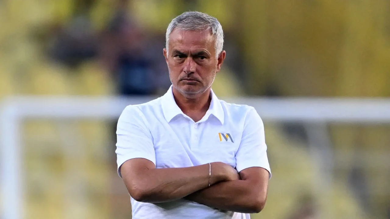 Jose Mourinho, Fenerbahçe taraftarının tepkisi için ne söyledi?