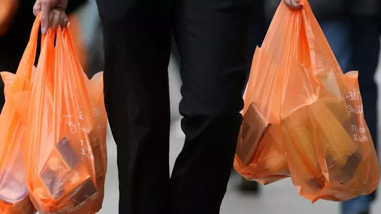 Plastik alışveriş poşetlerine yeni zam yapıldı! Peki, ne kadar  oldu?