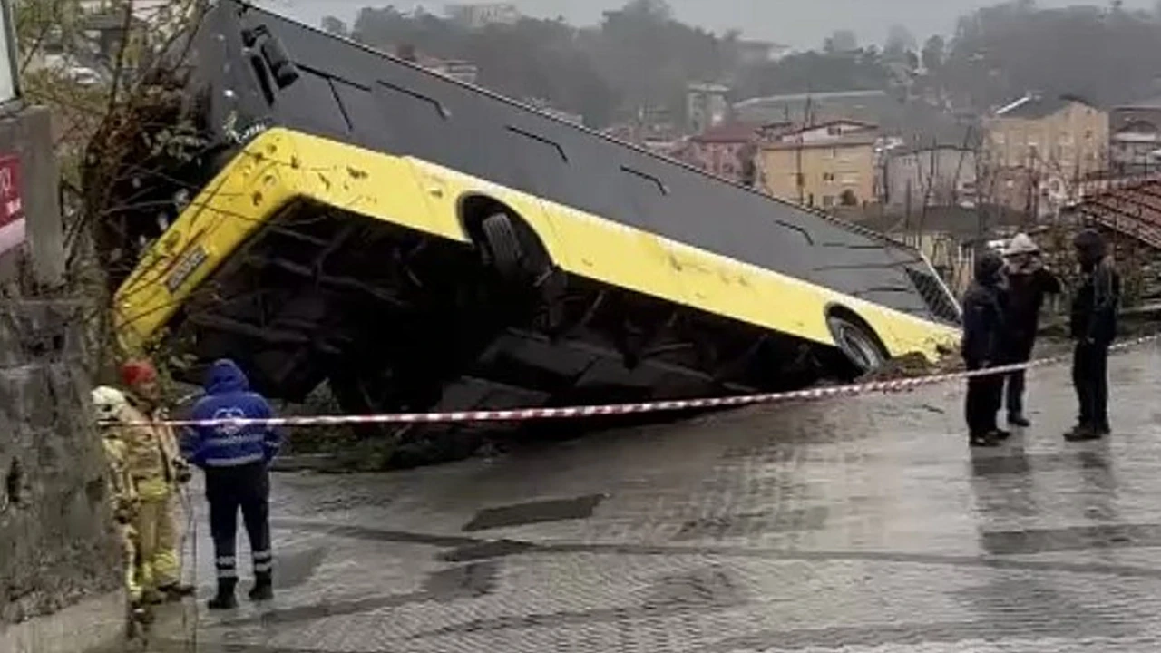 Beykoz'da İETT otobüsü şarampole kaydı