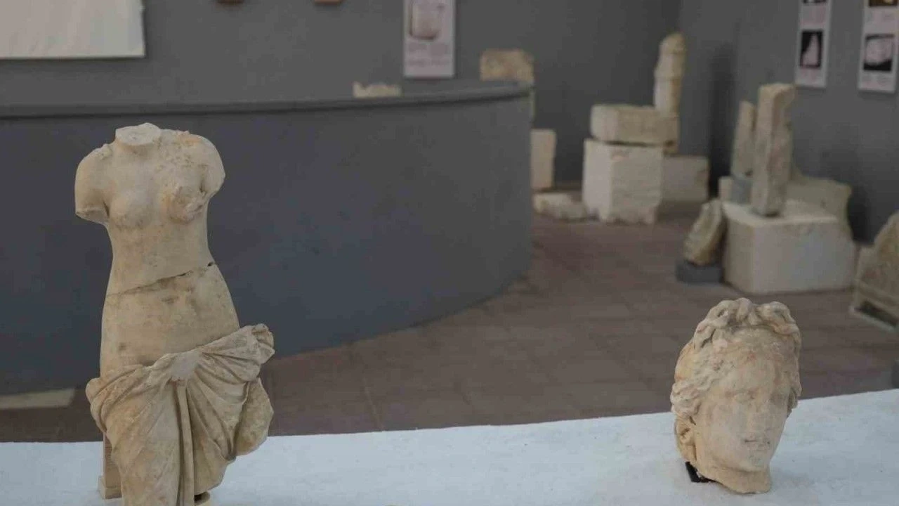 Kastamonu’da yeni bir keşif: Pompeiopolis Antik Kenti’nde iki Afrodit heykeli bulundu