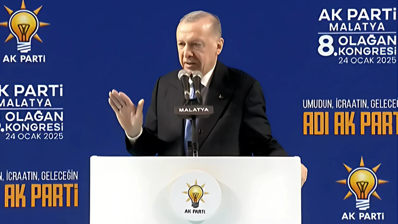 Cumhurbaşkanı Erdoğan, AK Parti Malatya 8. Olağan İl Kongresi'nde konuşuyor