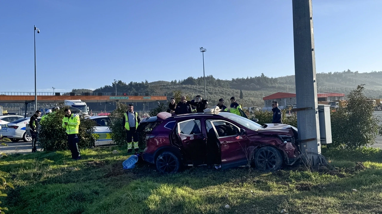 Bursa'da polisin 'dur' ikazına uymayan 4 şüpheli yakalandı