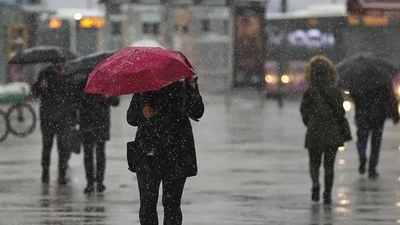 Bugün hava nasıl olacak? Meteoroloji'den açıklama geldi: Karla karışık yağmur!