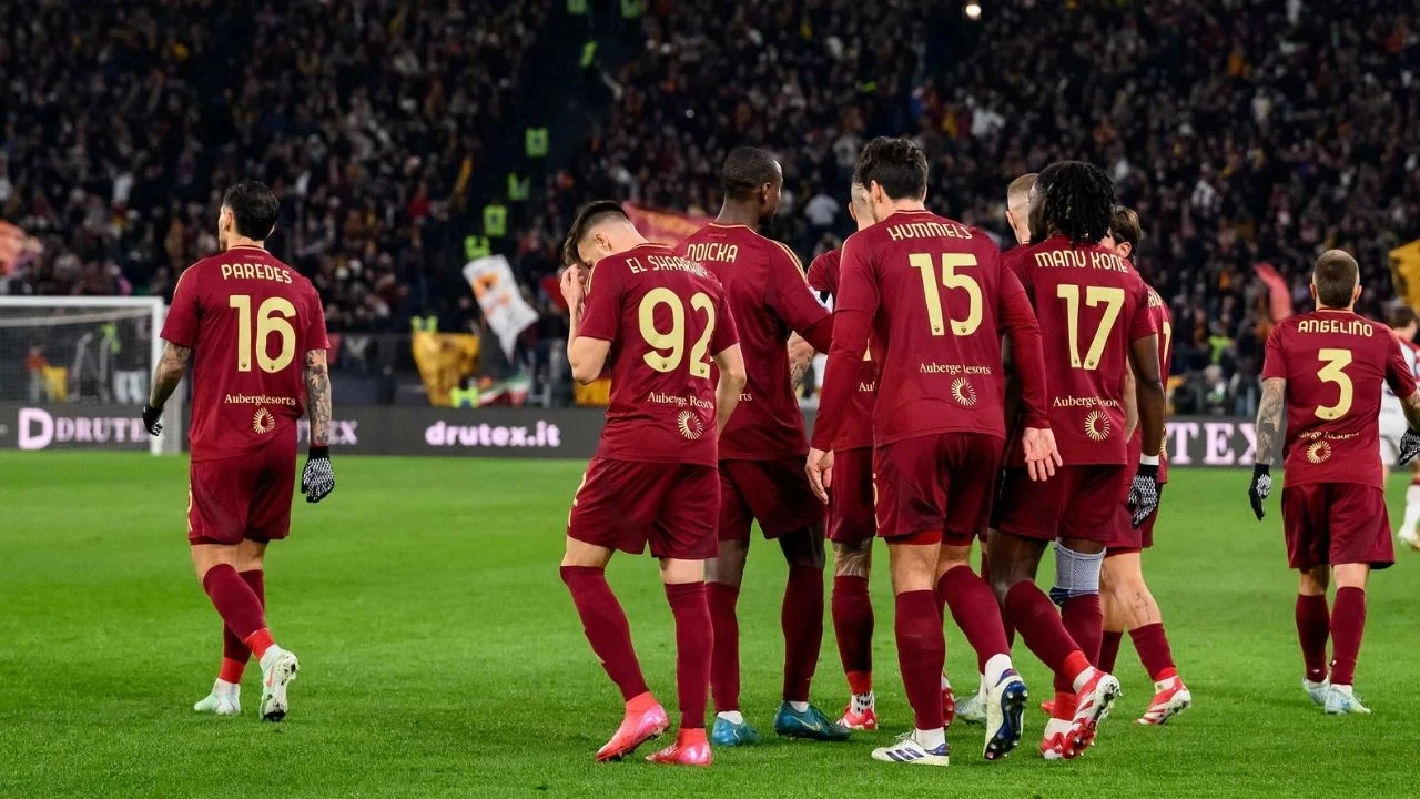 Roma, Genoa karşısında 3 puanı 3 golle aldı