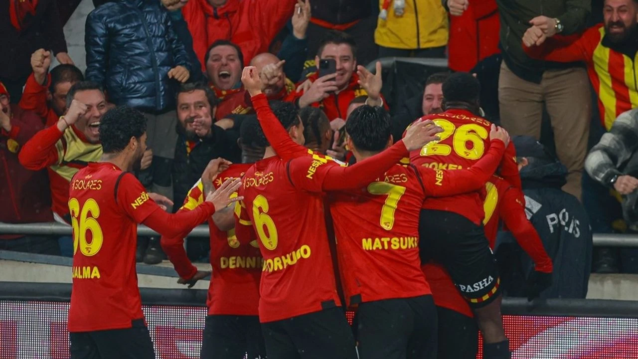 Göztepe, Kasımpaşa karşısında 3 puanı 5 golle aldı