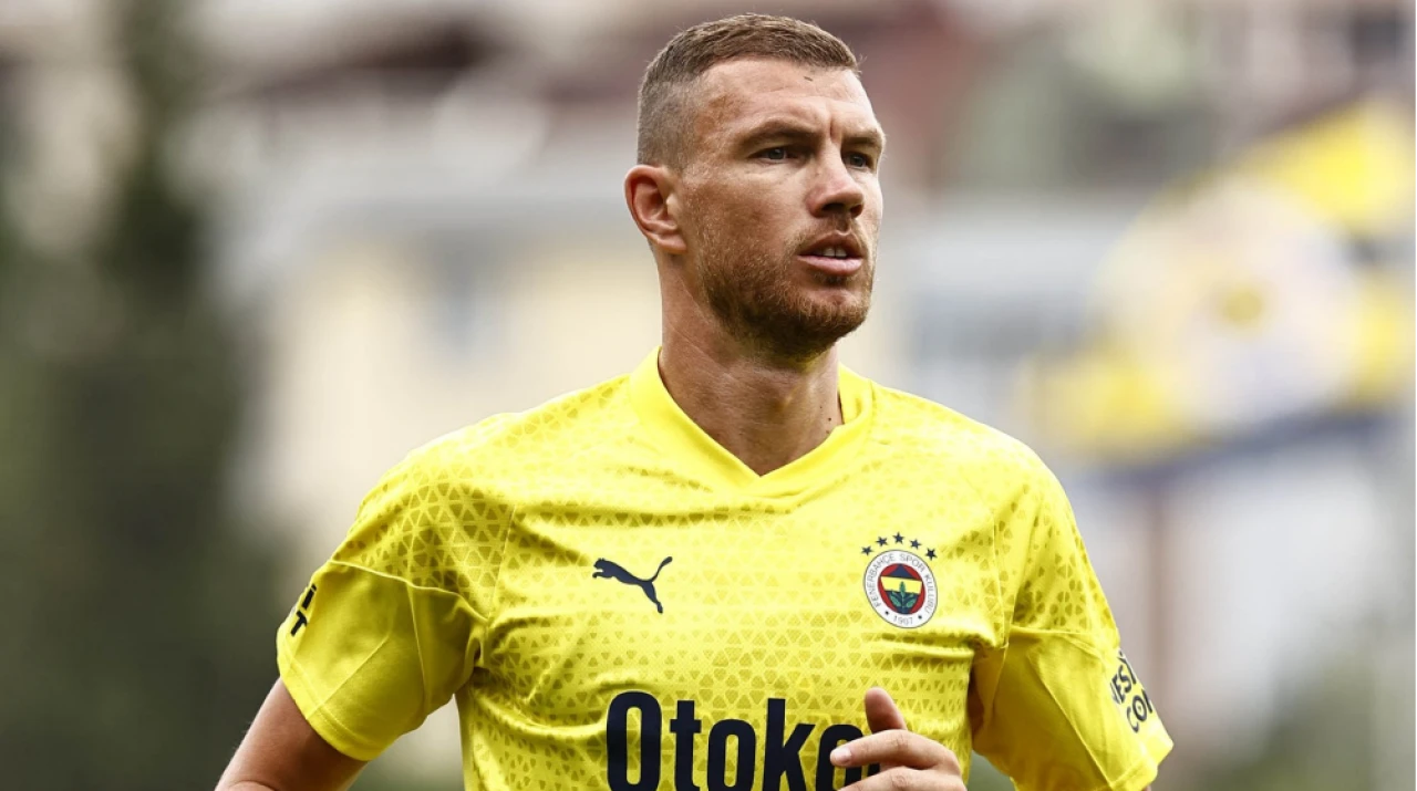 Edin Dzeko'dan Başakşehir - Galatasaray maçının ardından flaş paylaşım