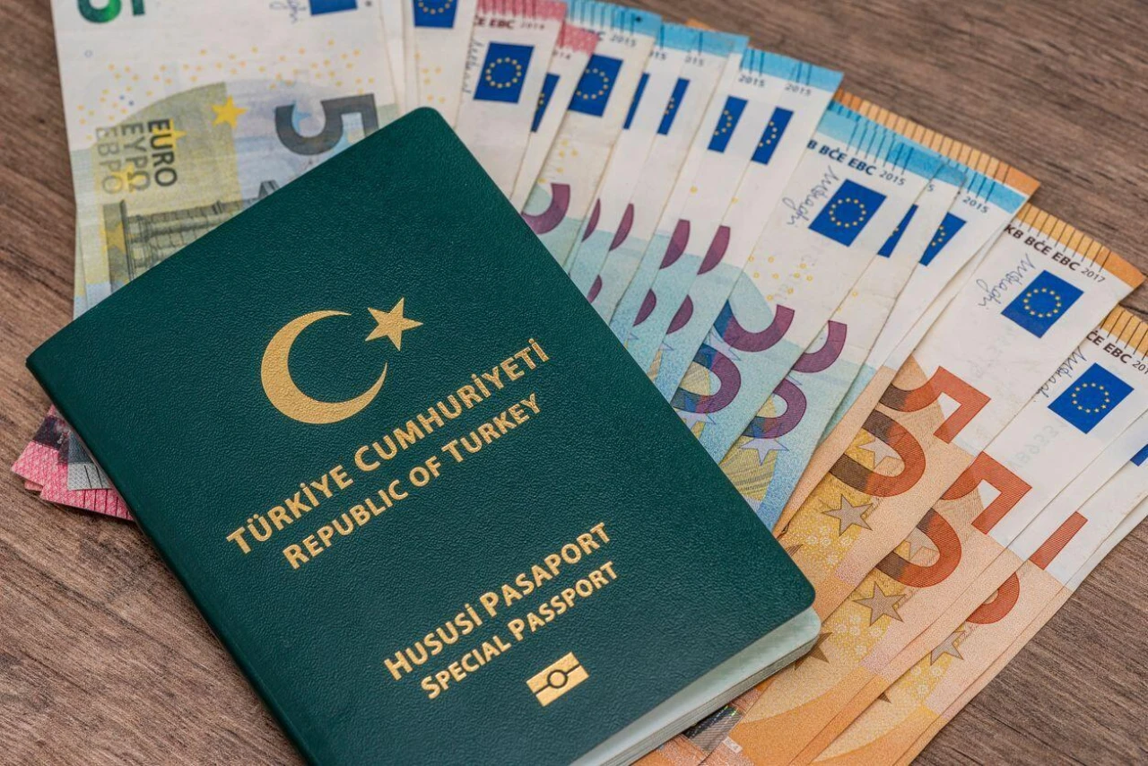 Yeşil pasaportlular dikkat: Avrupa'ya giriş kuralları değişiyor!