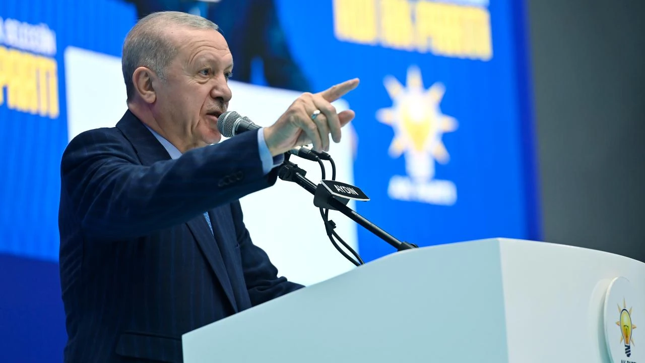 Cumhurbaşkanı Erdoğan: Türkiye’ye silah doğrultanlar gömülecek