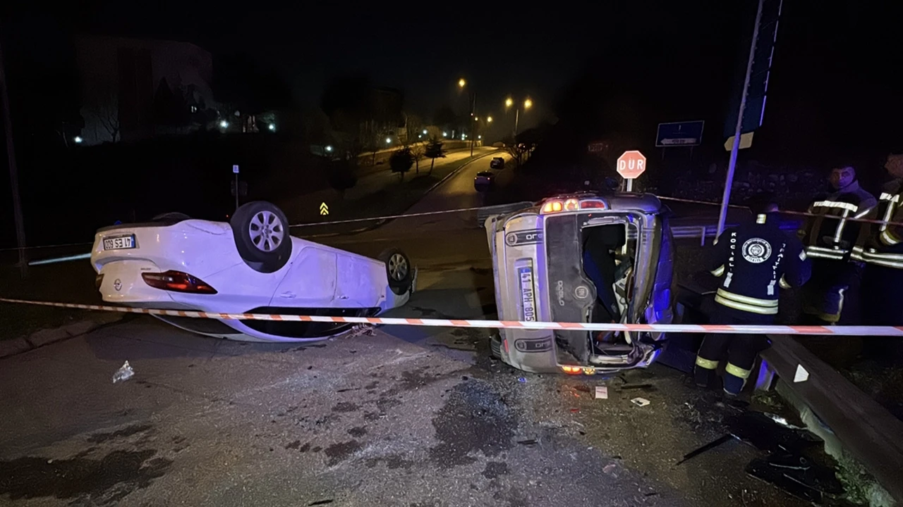 Kocaeli'de trafik kazası: 4 kişi yaralandı