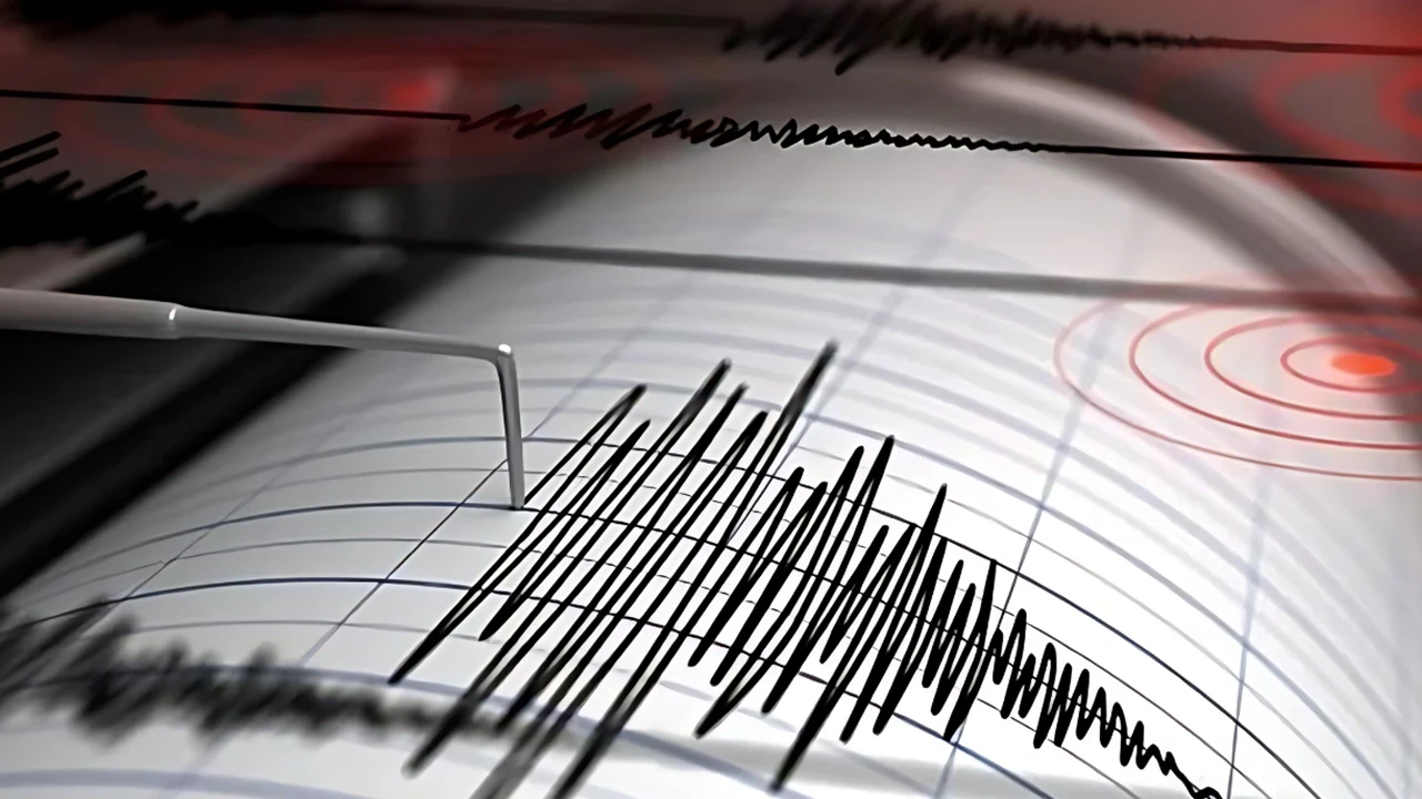 Hatay'da korkutan deprem! 4 büyüklüğünde