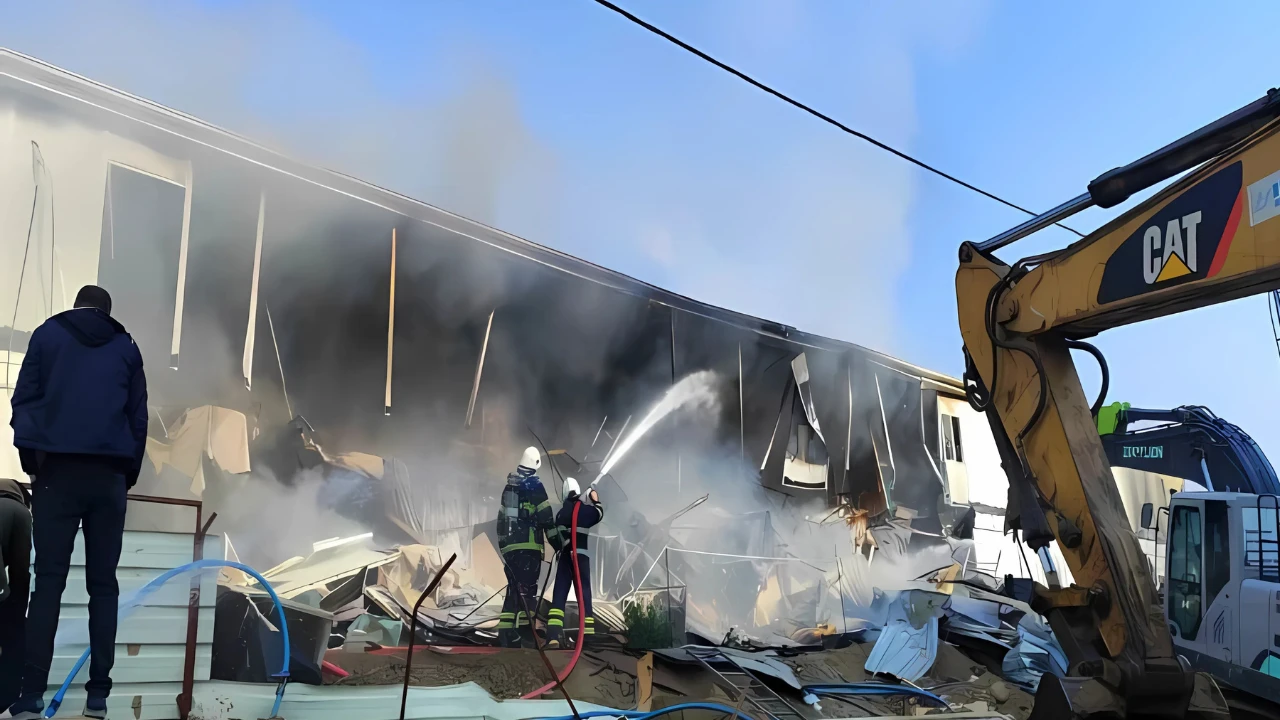 Hatay’da konteyner yatakhanede yangın çıktı: Korku dolu anlar yaşandı!