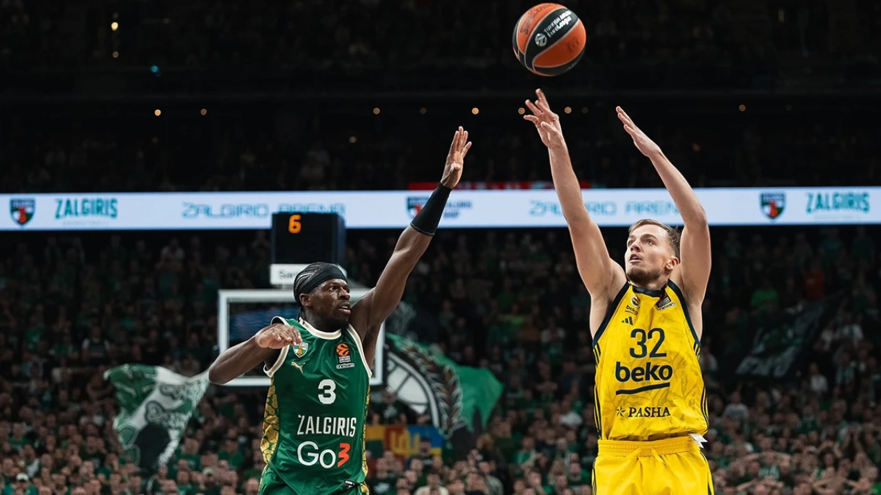 Fenerbahçe Beko, Zalgiris Kaunas'ı 98-86 mağlup etti