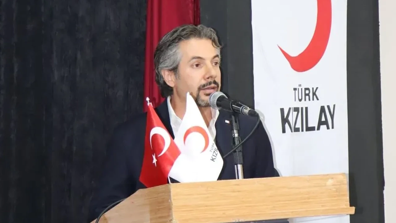 Kızılay başkanı Metin Köroğlu, sahte imza suçundan hapis cezasına çarptırıldı