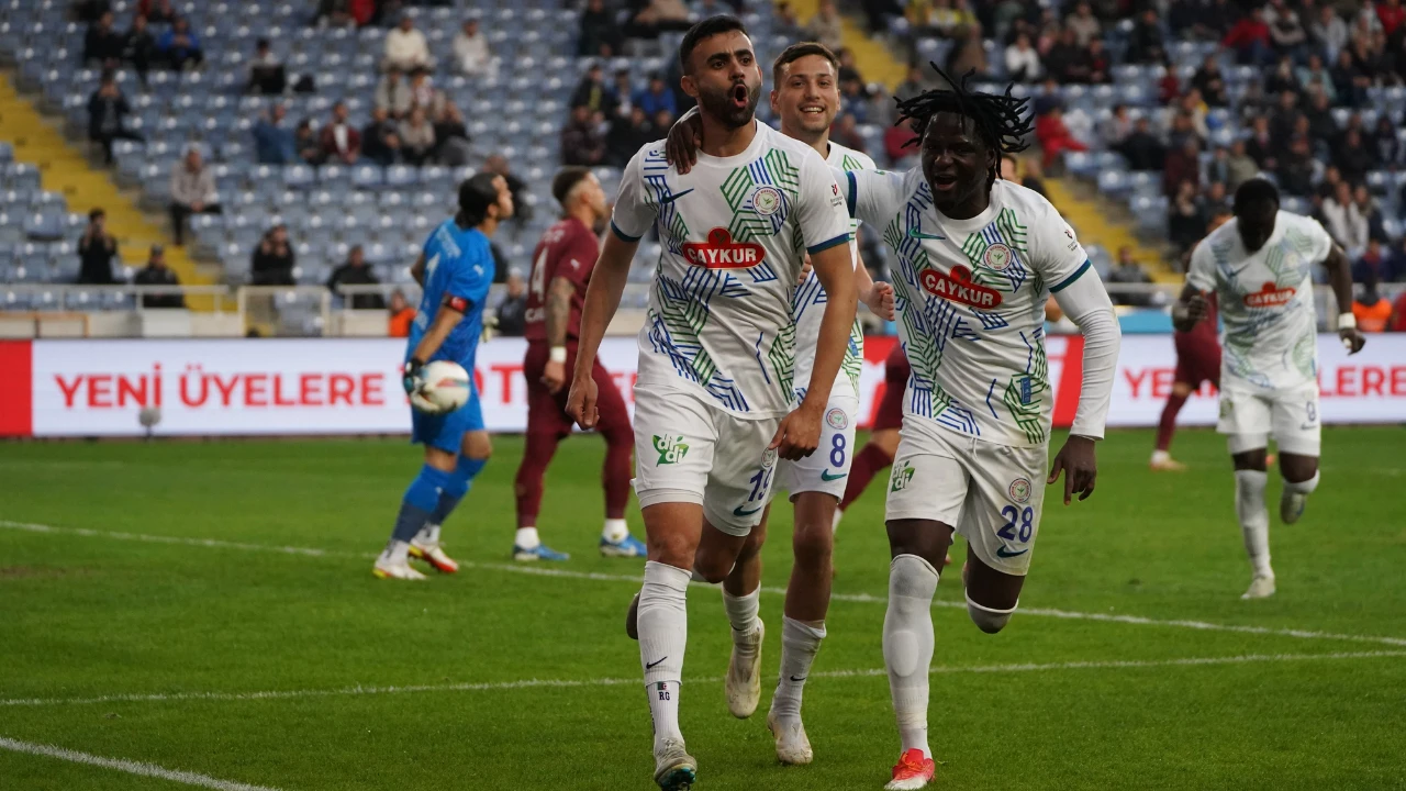 Çaykur Rizespor, deplasmanda Hatayspor'u 2-1 mağlup etti