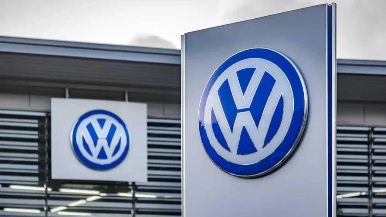 Volkswagen'de ciddi güvenlik zaafı! 800 bin aracın konum bilgileri tehlikeye atıldı