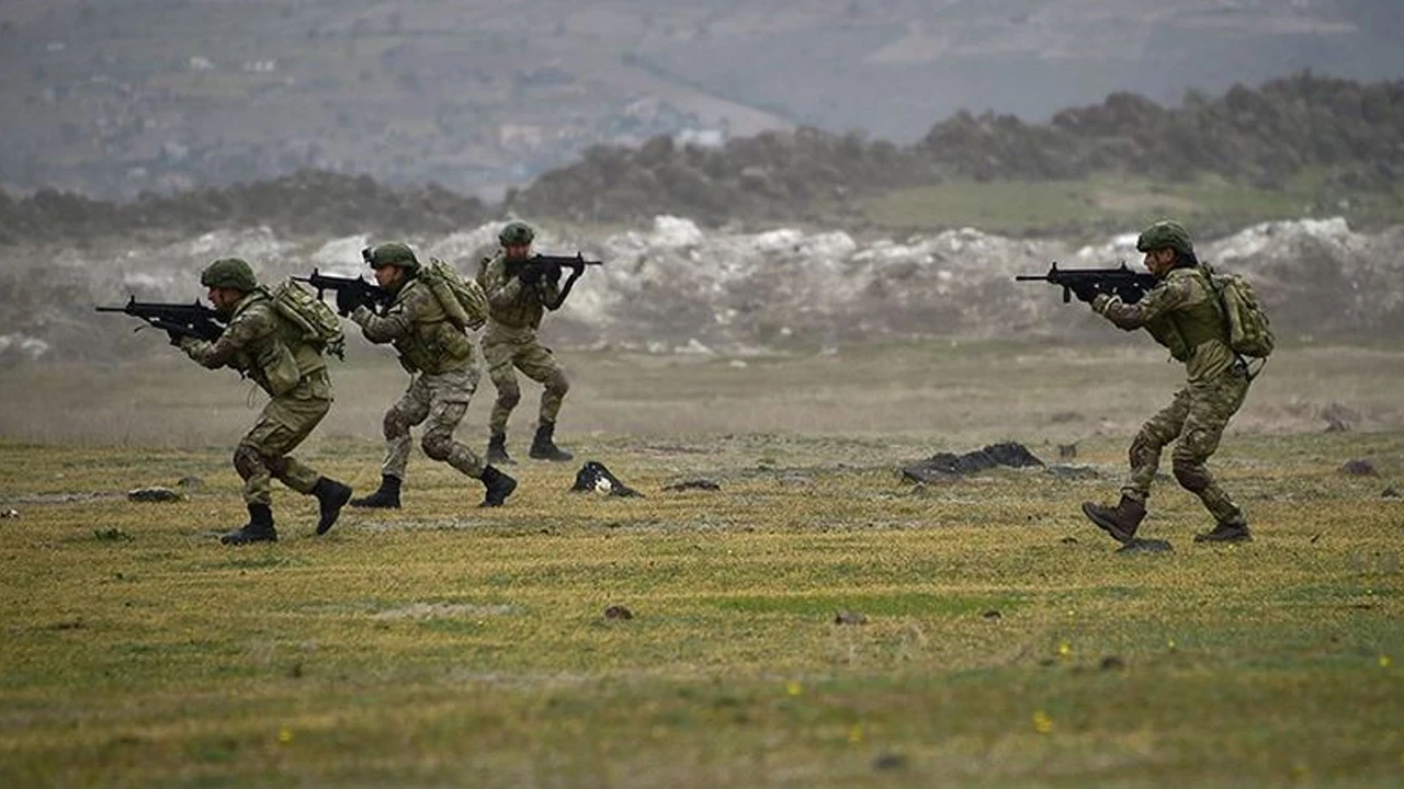 MSB açıkladı! Barış Pınarı bölgesinde 14 PKK/YPG'li terörist etkisiz hale getirildi