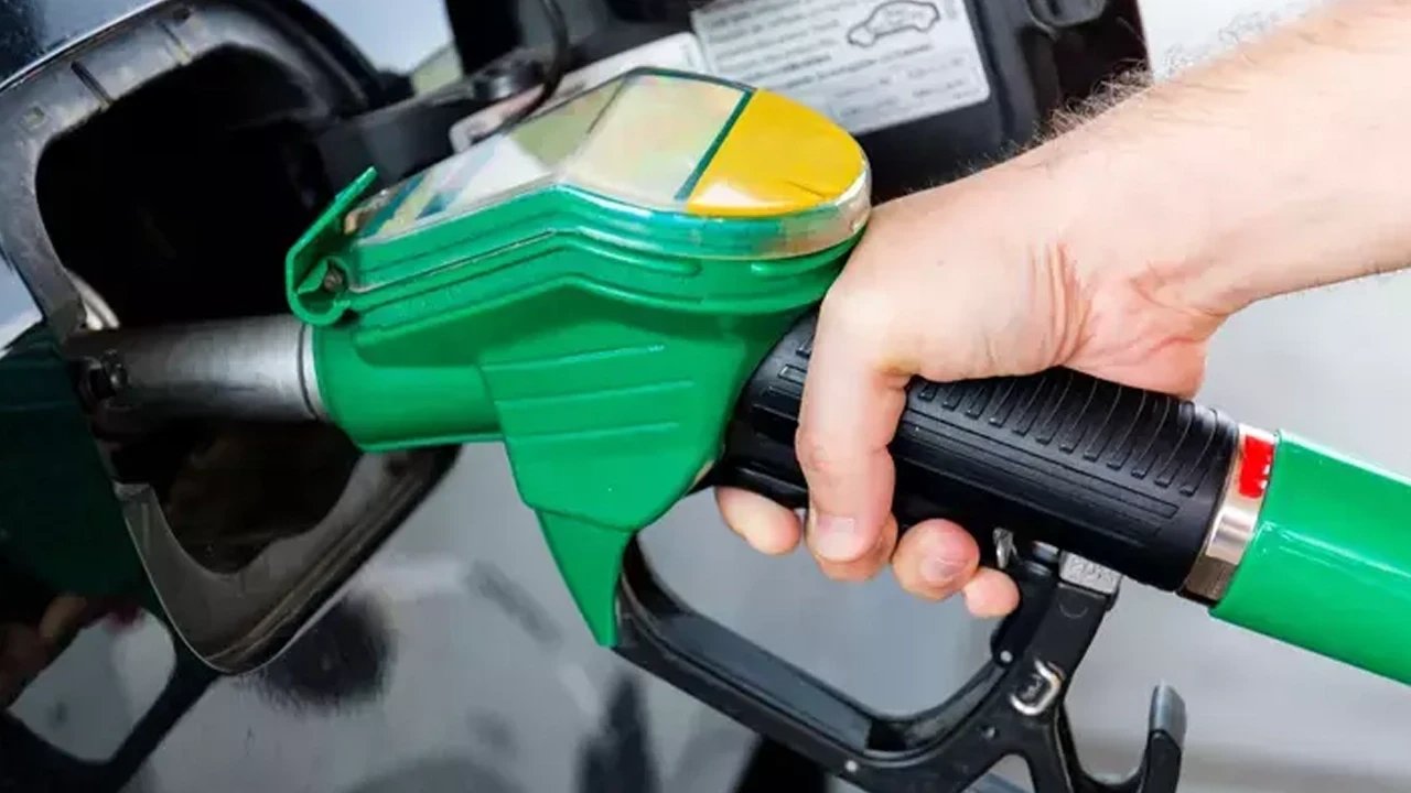 Akaryakıt fiyatları 28 Ocak 2025: Benzin, motorin ve LPG ne kadar?