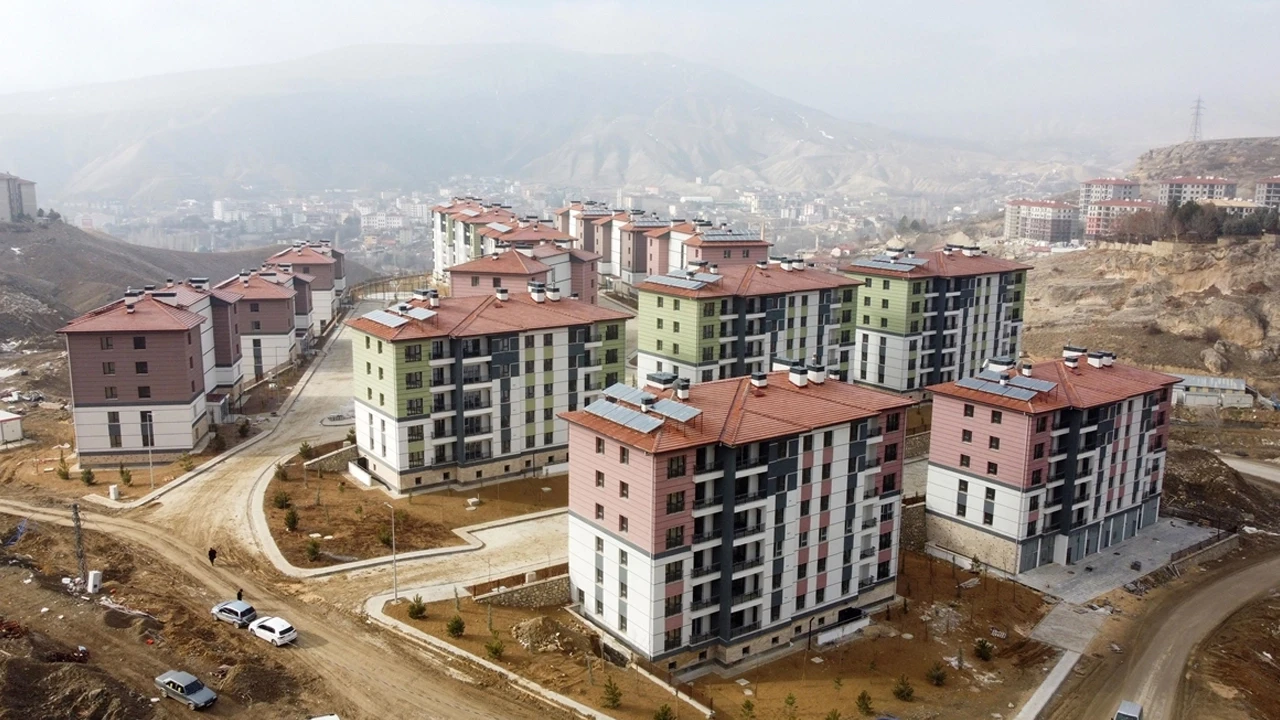 Malatya'da deprem konutları teslimi hızla devam ediyor! Şu ana kadar kaç bin kişiye anahtar teslim edildi?