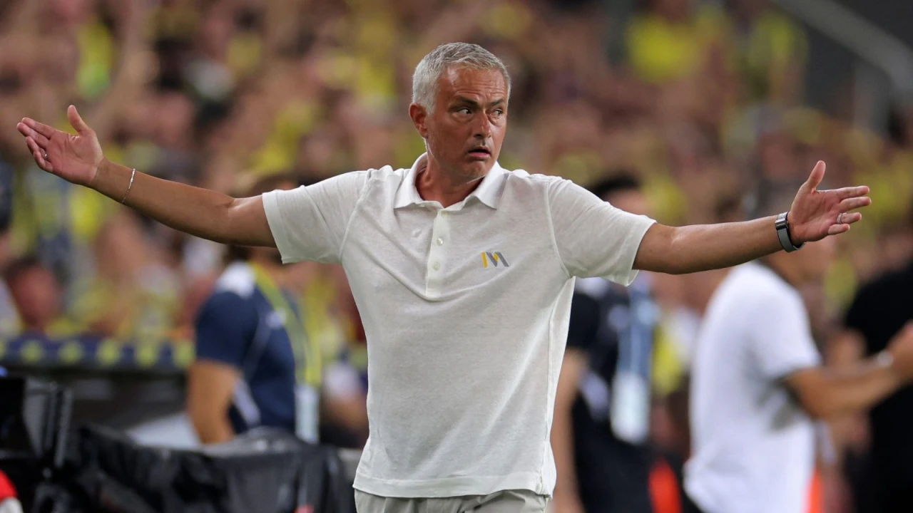 Fenerbahçe'ye İtalya'dan orta saha! Jose Mourinho çok istiyor