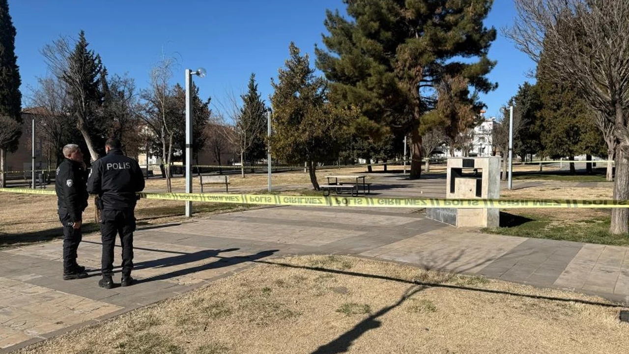 Gaziantep'te bir parkta gündüz vakti silahlar ateşlendi: Yaralı kadının durumu kritik!