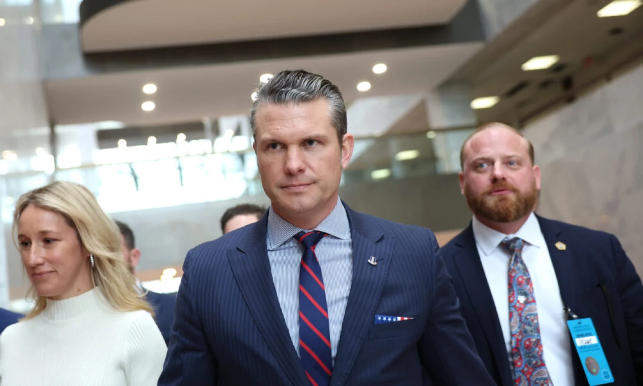 ABD Savunma Bakanı Pete Hegseth oldu: Trump'ın adayı kıl payı onaylandı