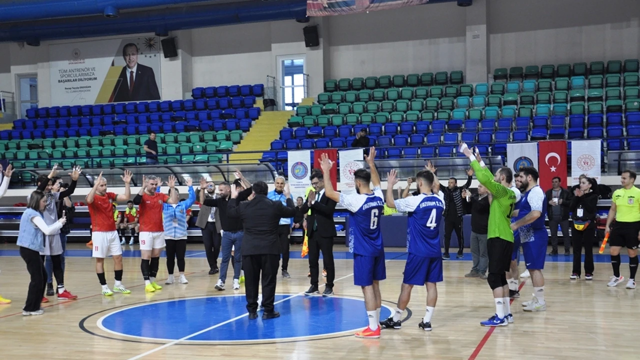 İşitme Engelliler Futsal Türkiye Şampiyonası Kütahya’da başladı