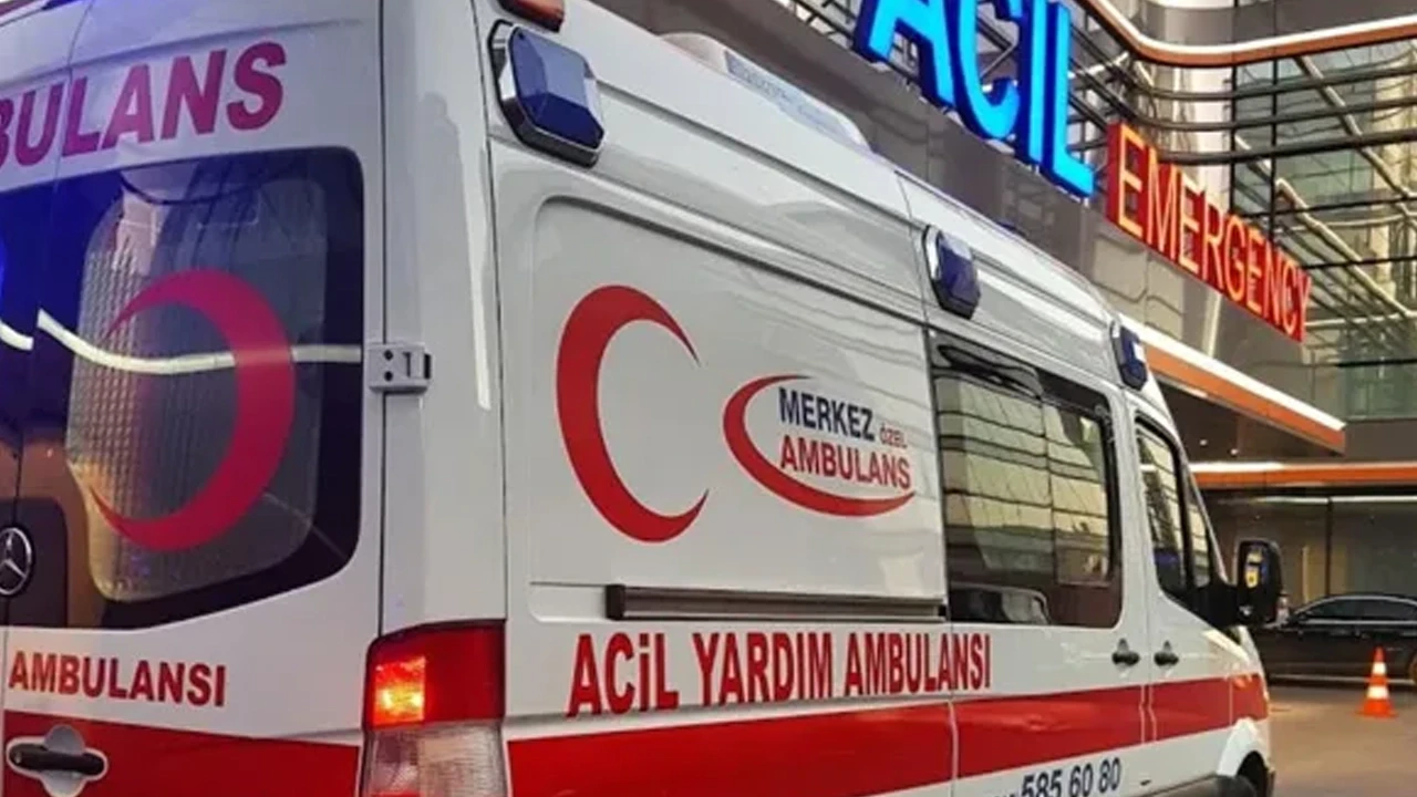 Adana'da yol verme kavgası kanlı bitti: Dolmuş şoförü hayatını kaybetti!