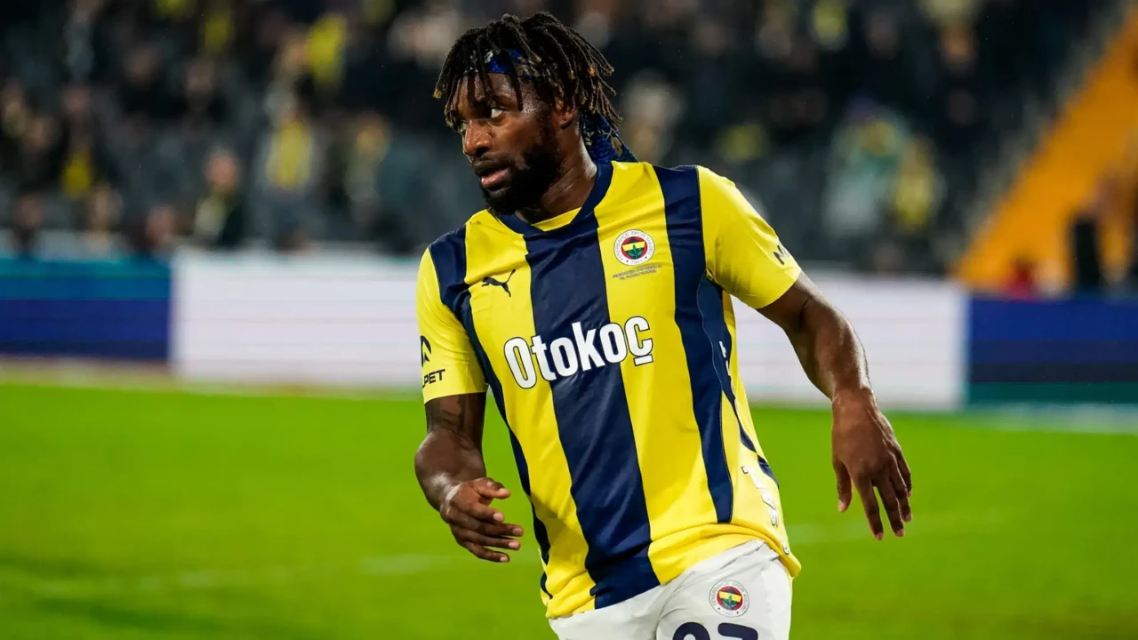 Fenerbahçe'de beklenen ayrılık gerçekleşti! Allan Saint-Maximin veda etti