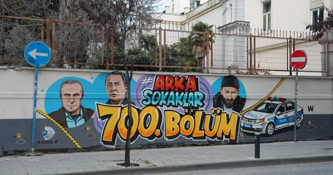 Arka Sokaklar efsane haline geldi! 700. bölümde sürpriz isim geri dönüyor