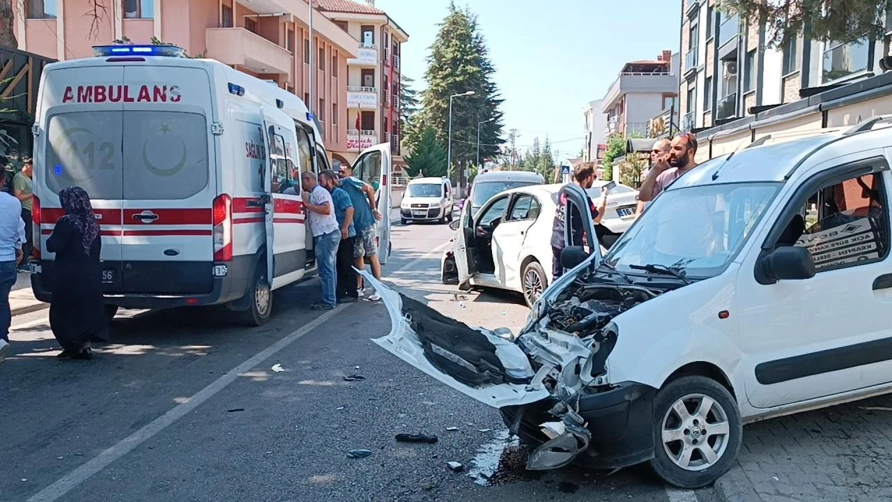 Babasının kullandığı otomobilin altında kalan bebek hayatını kaybetti!