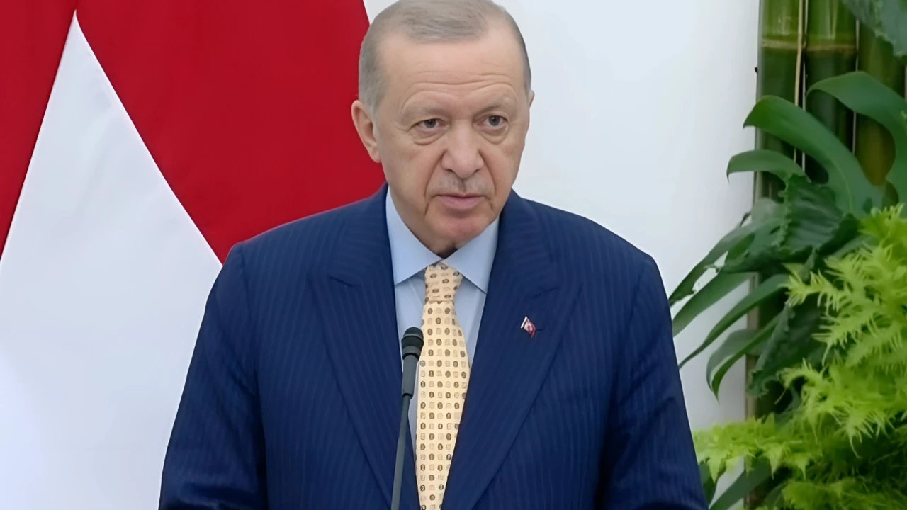 Cumhurbaşkanı Erdoğan: Endonezya ile 12 mutabakat anlaşması imzaladık