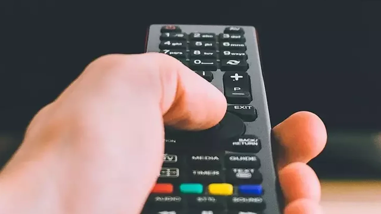 6 Şubat TV yayın akışı: Kanal D, Star TV, TV8, Show TV, Now TV'de hangi dizi ve filmler var?