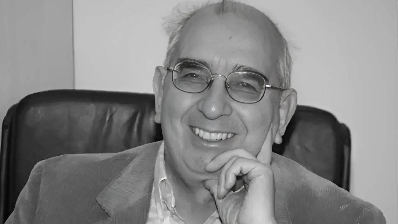 Tarih dünyası yasta: Prof. Dr. Feroz Ahmad hayatını kaybetti