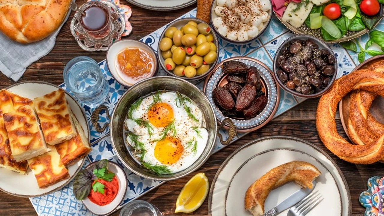 Sahur nedir? Sahurda ne yenir, ne zaman yapılır ve sahurla ilgili bilmeniz gereken her şey