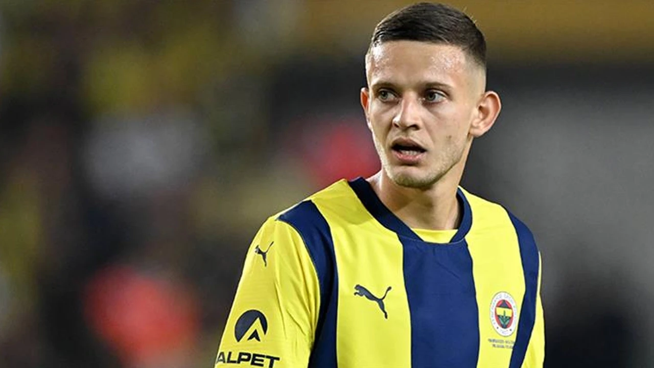 Fenerbahçe, Sebastian Szymanski için gelen teklifi düşünmeden reddetti