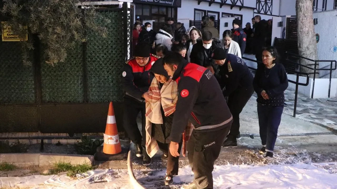 Denizli'de Özel Engelli Bakım Merkezinde yangın paniği