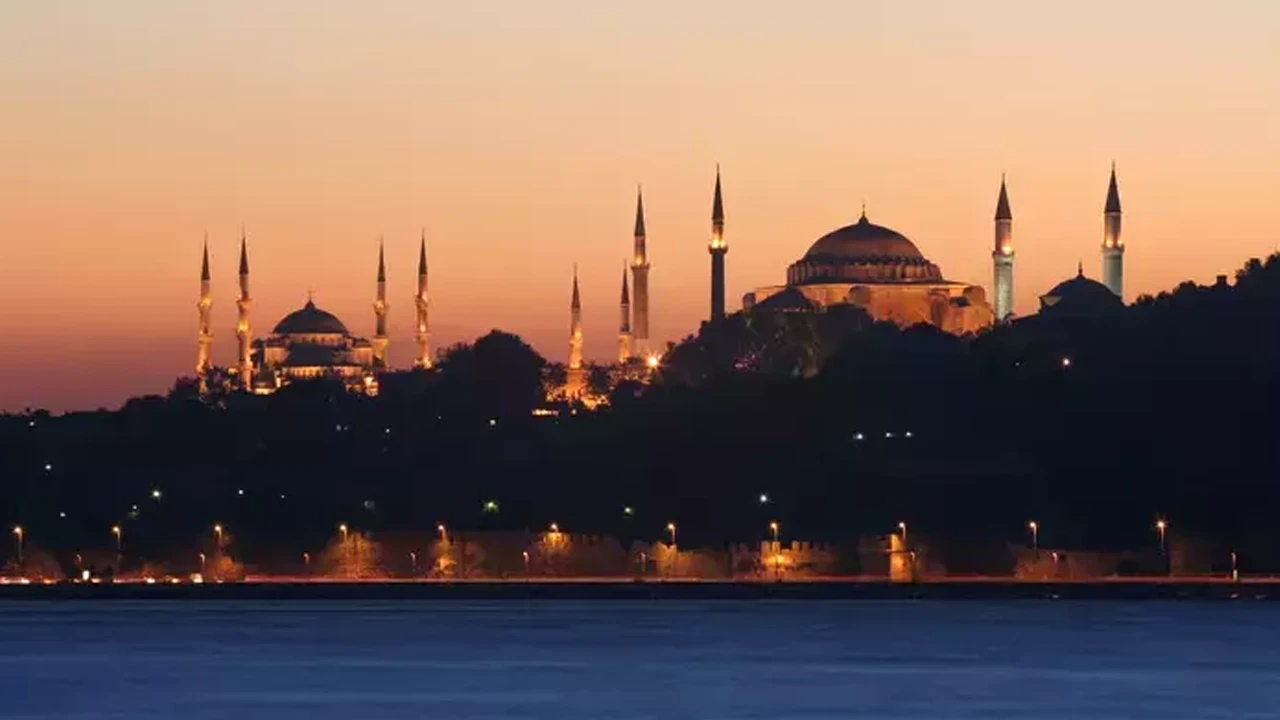 Berat Kandili imsak ve iftar vakitleri: 13 Şubat 2025 İstanbul, Ankara, İzmir sahur saati ne zaman?