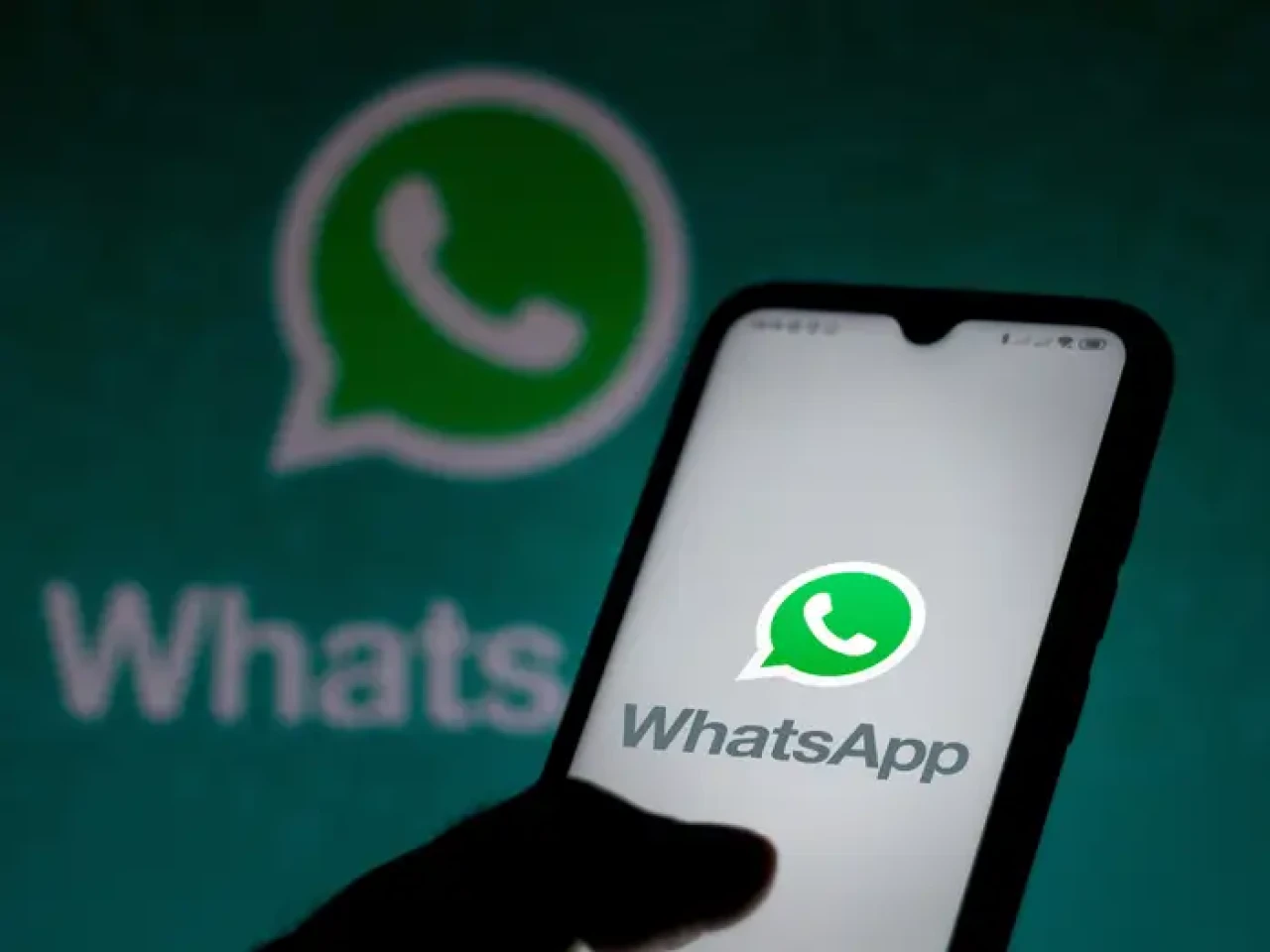 WhatsApp etiket özelliği nedir, güvenli mi?