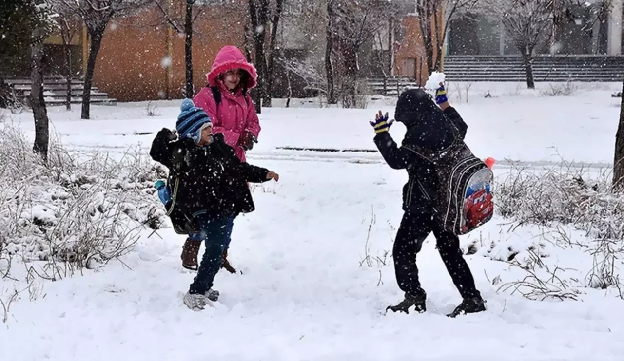 Yarın okullar tatil mi? 19 Mart 2025 kar tatili olan iller