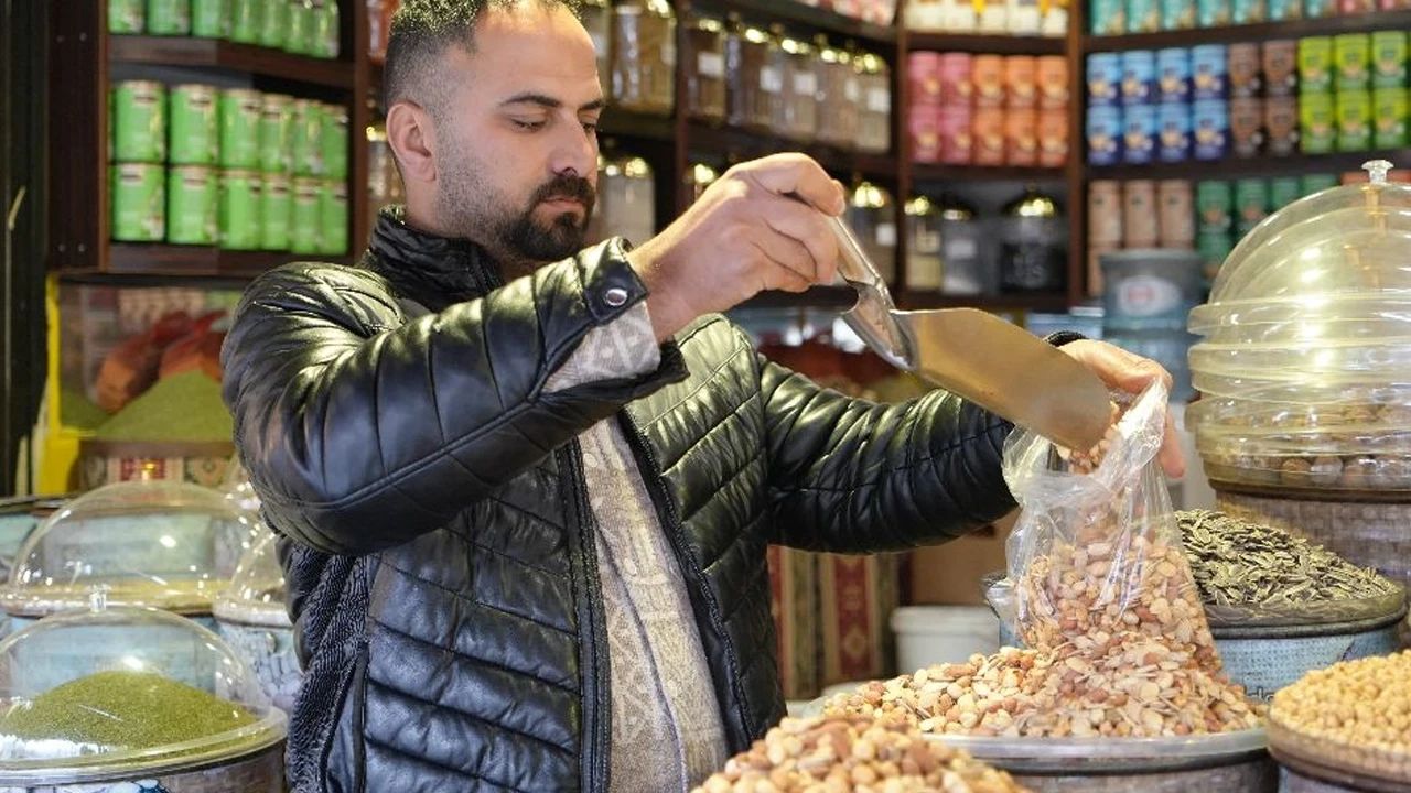 Gaziantep’te çerez satışları zirveye çıktı: Sahurda tüketmek, gün boyu tok tutuyor