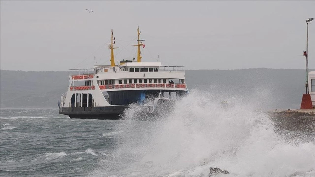 Geyikli-Bozcaada hattında yarınki feribot seferleri iptal edildi