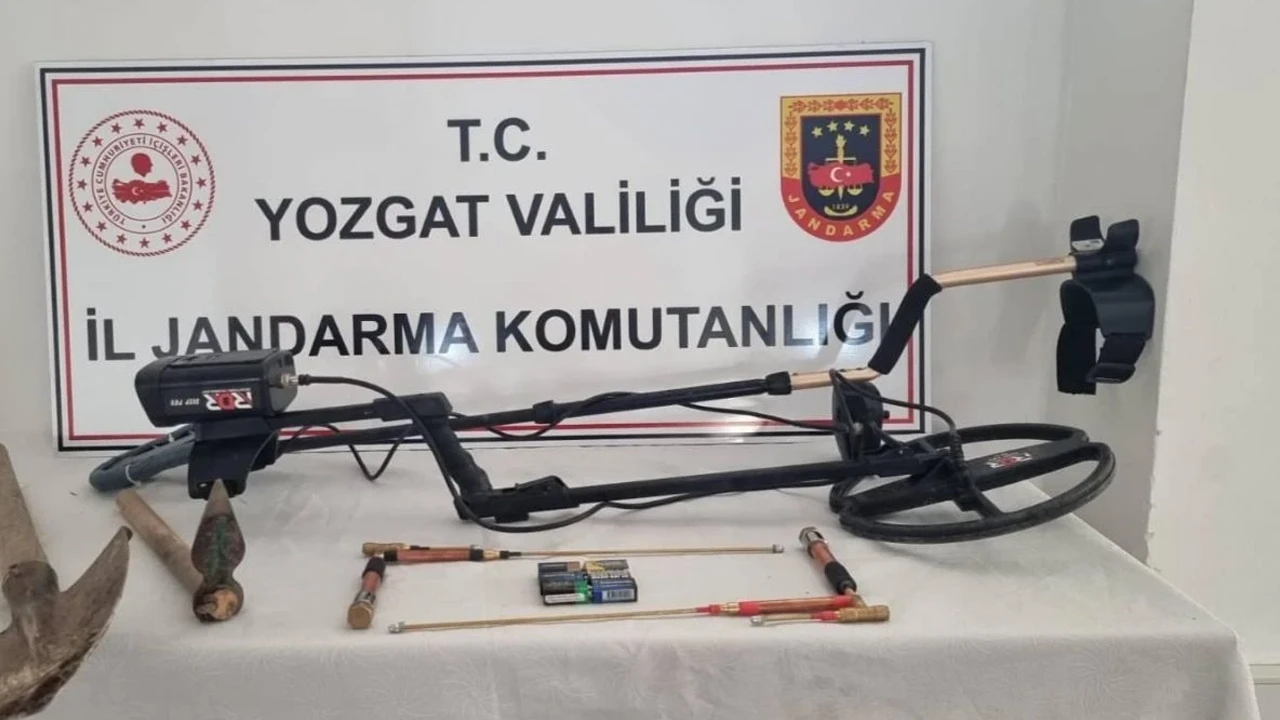 Yozgat’ta izinsiz kazı operasyonu: 3 şüpheli suçüstü yakalandı!