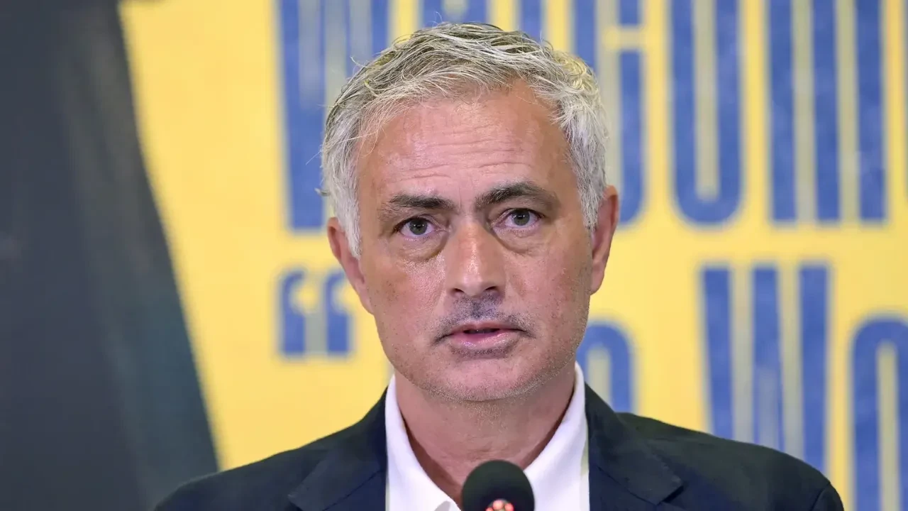 Fenerbahçe'nin Rangers maçındaki ilk 11'i belli oldu! İşte Mourinho'nun kafasındaki kadro