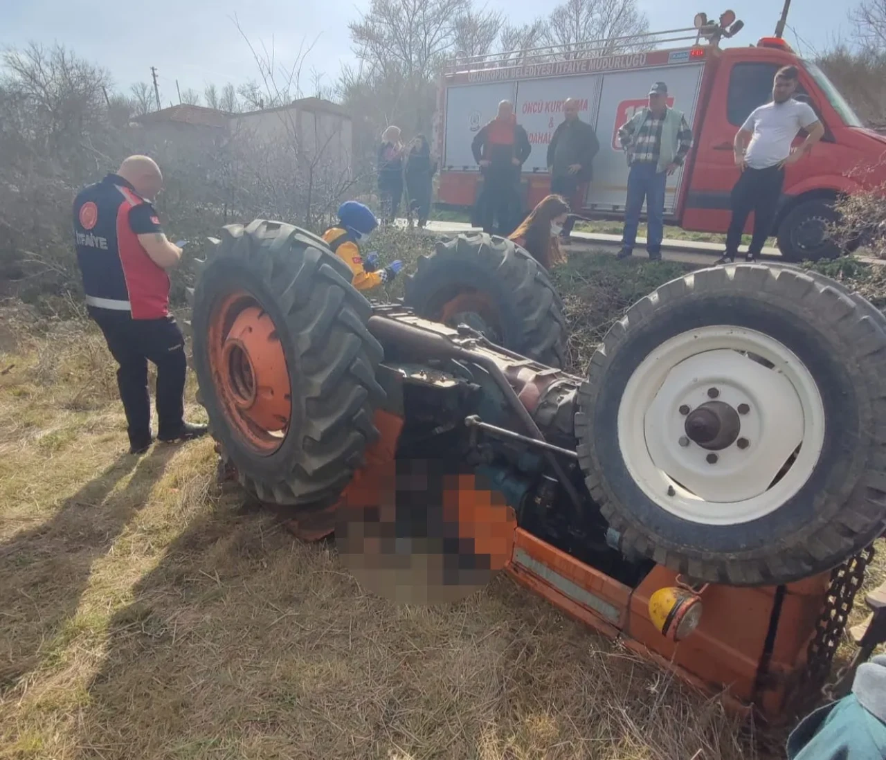 Edirne'de traktör devrildi: 75 yaşındaki çiftçi hayatını kaybetti